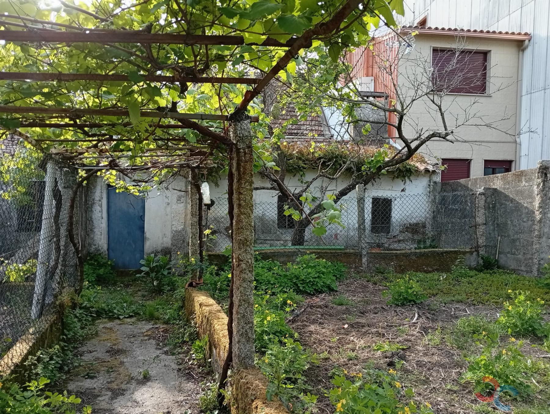 Venta de terreno en Marín