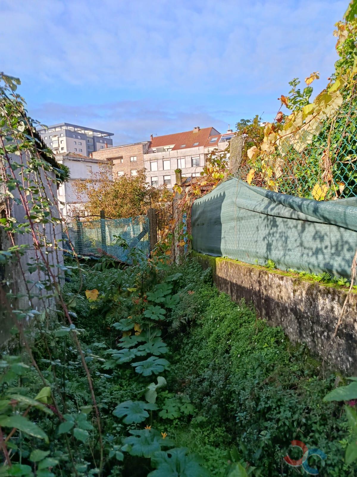 Venta de terreno en Marín