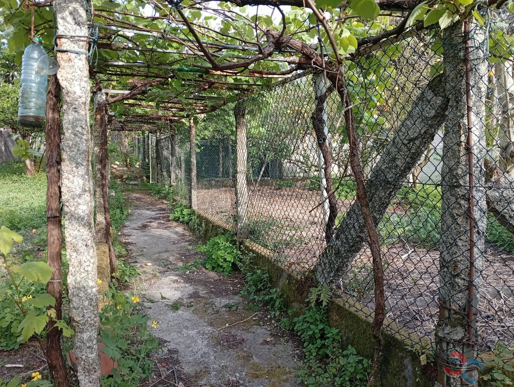 Venta de terreno en Marín