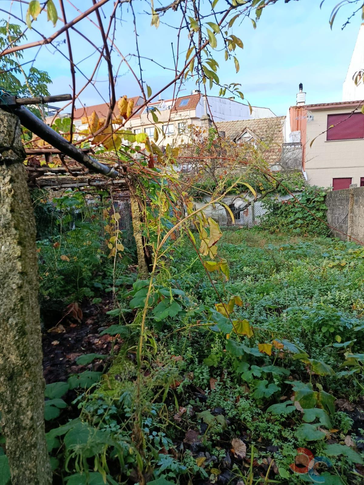 Venta de terreno en Marín