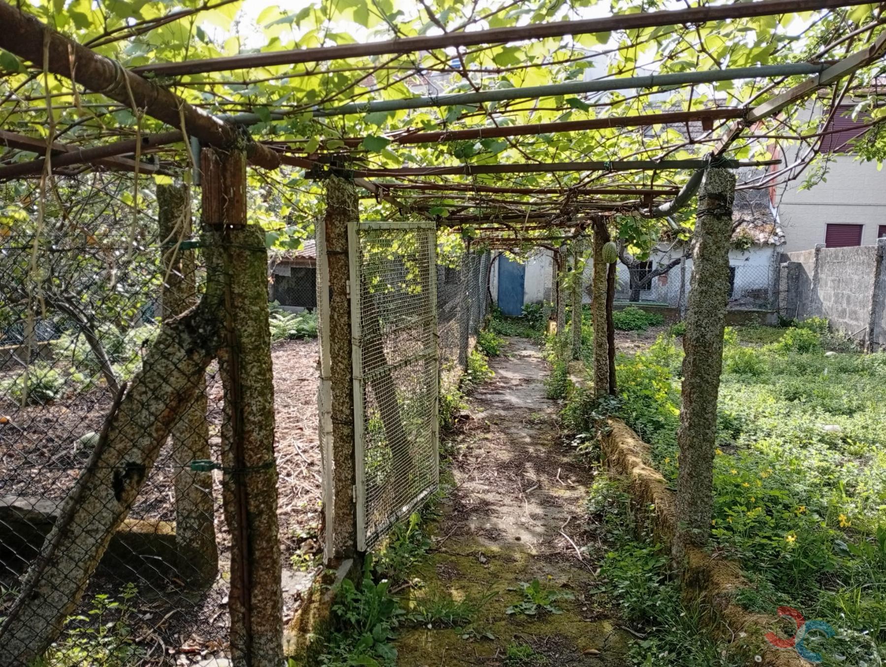 Venta de terreno en Marín