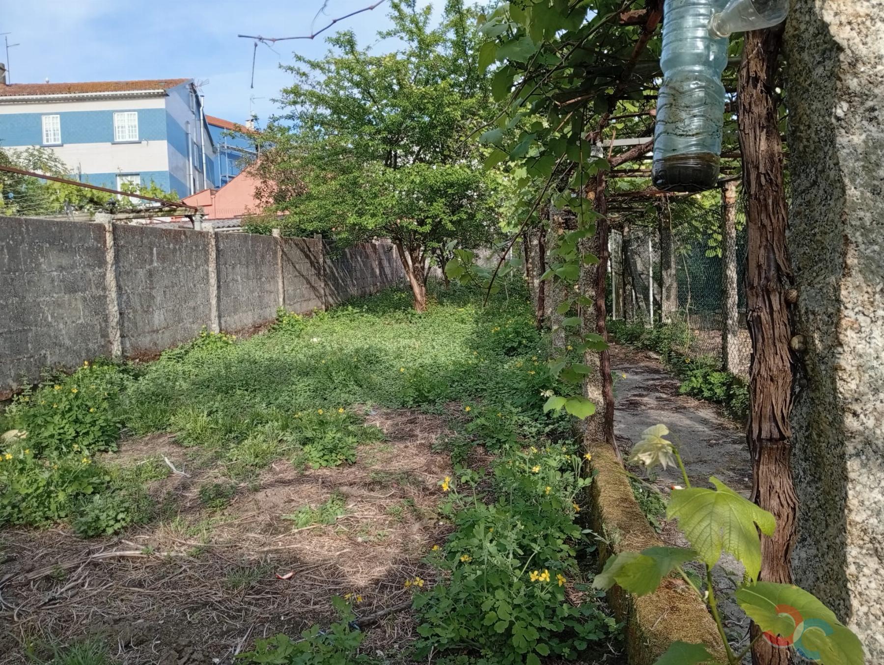 Venta de terreno en Marín