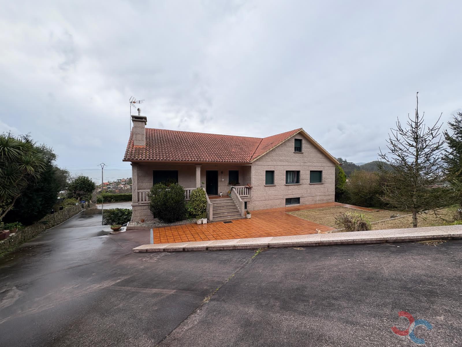 Venta de chalet en Marín