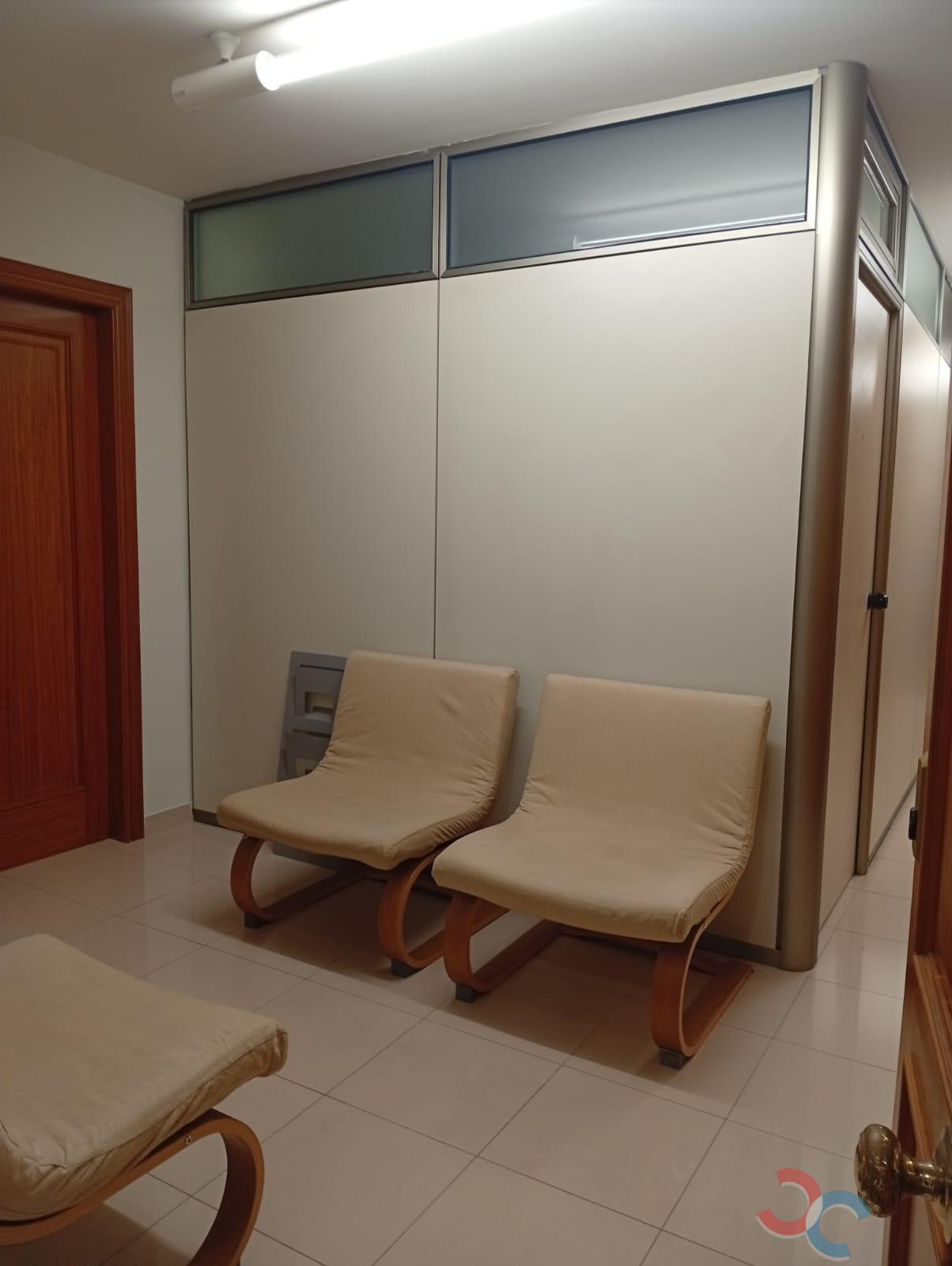 Alquiler de oficina en Marín