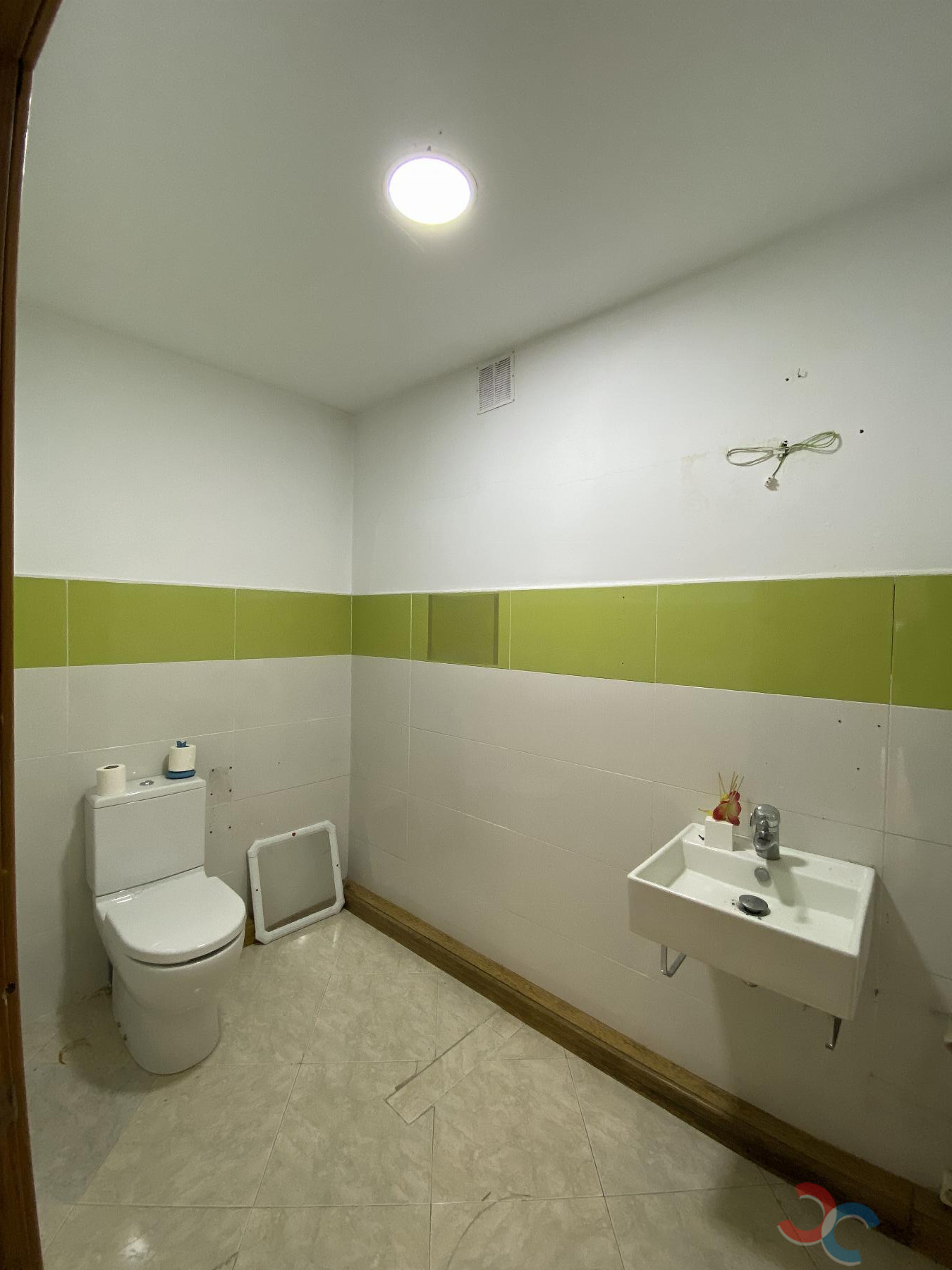 Venta de local en Marín
