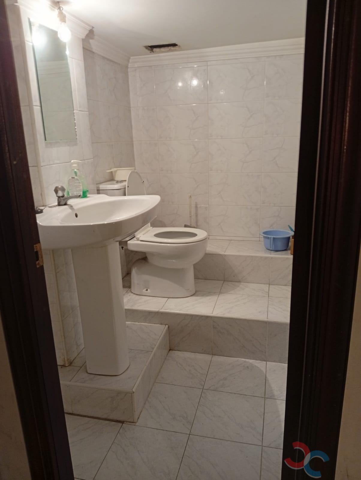 For sale of premises in Marín