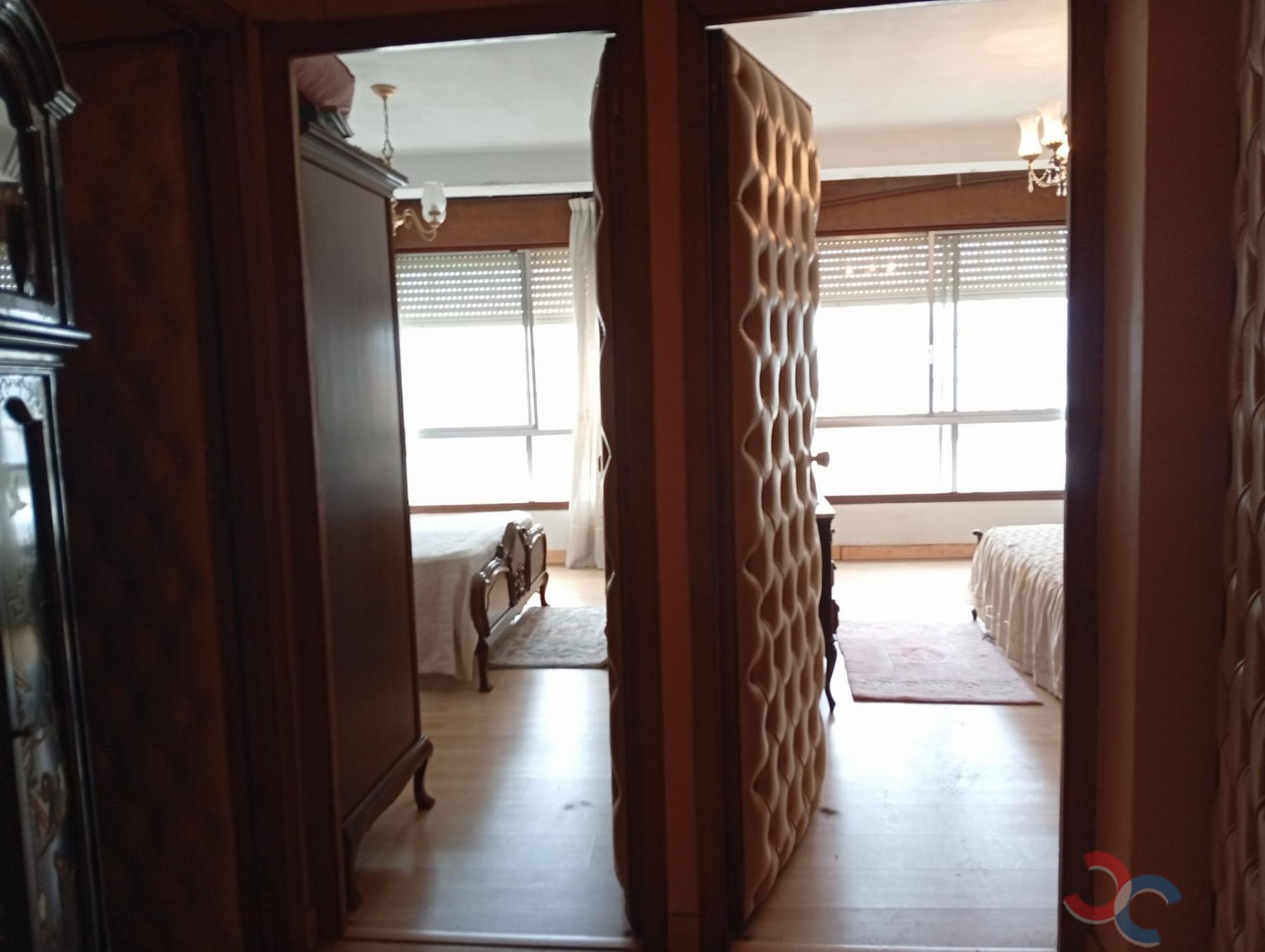 Venta de edificio en Marín