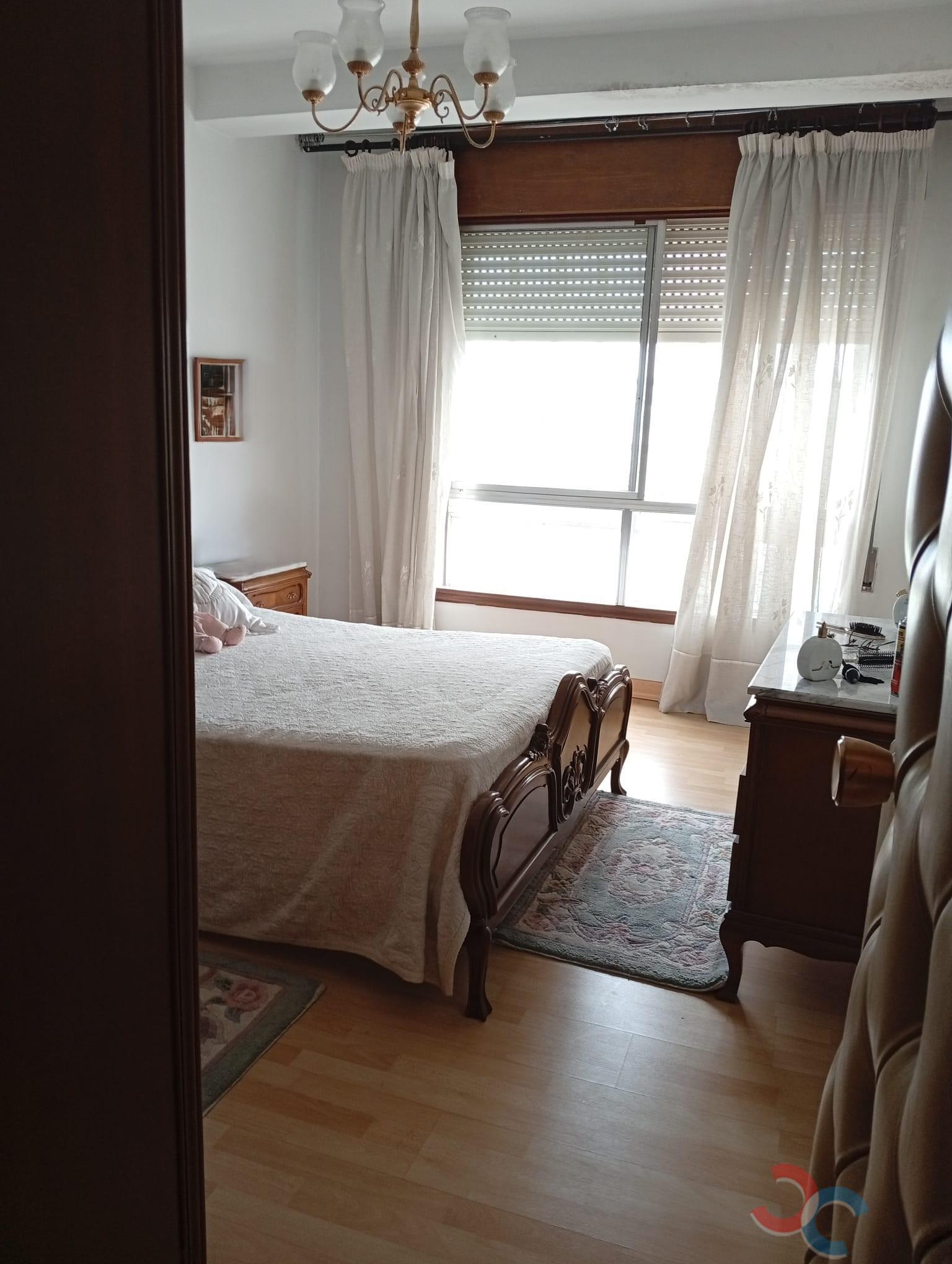 Venta de edificio en Marín