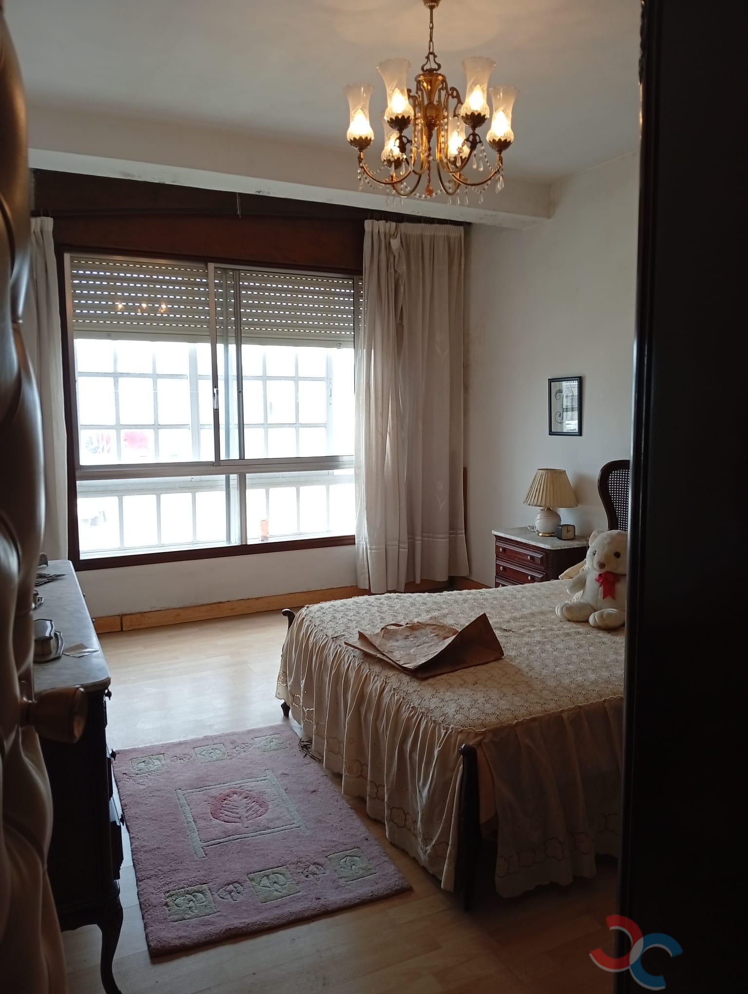Venta de edificio en Marín