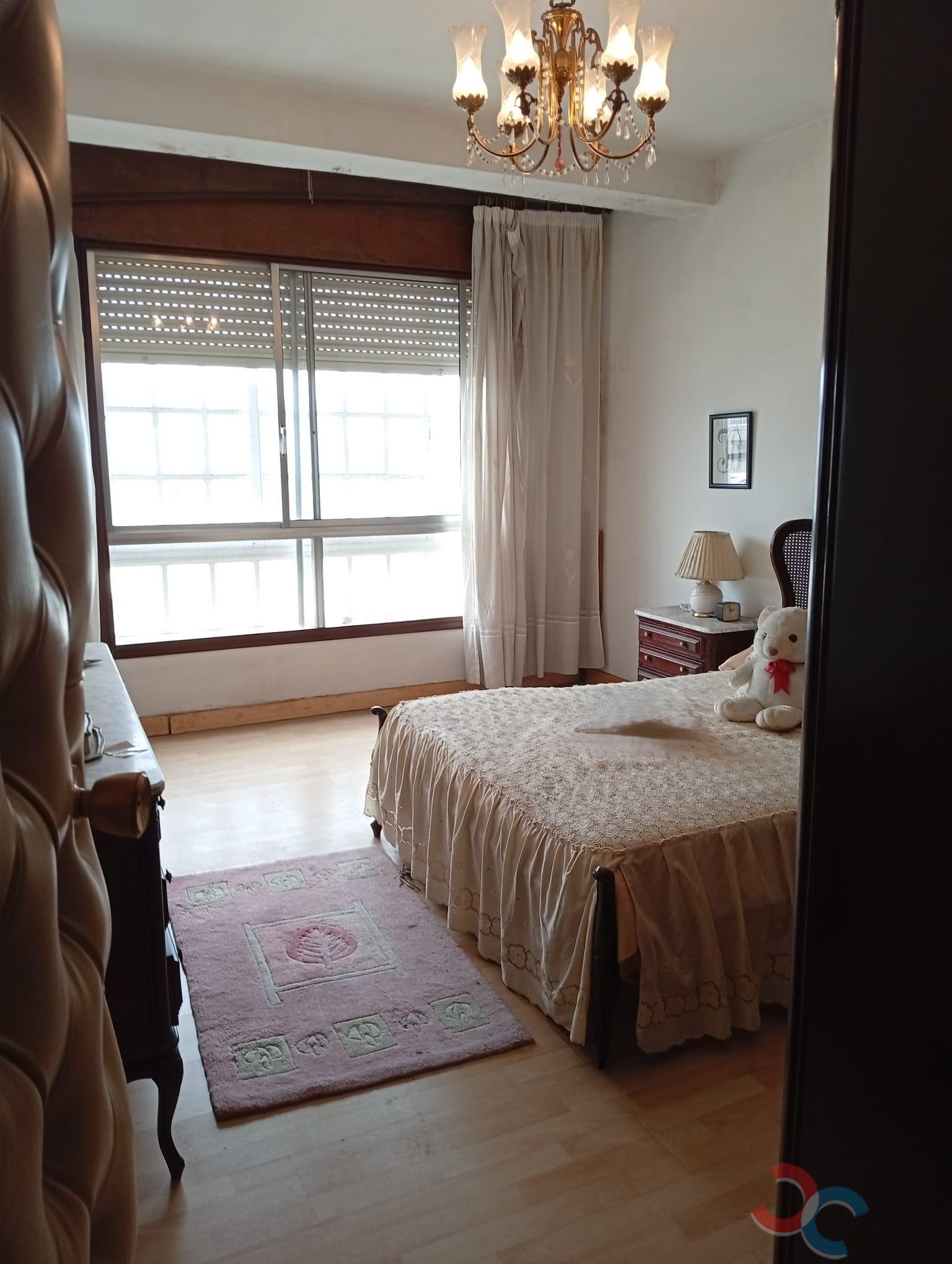 Venta de edificio en Marín