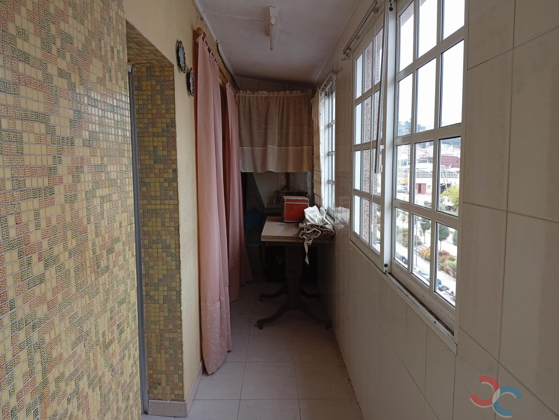 Venta de edificio en Marín