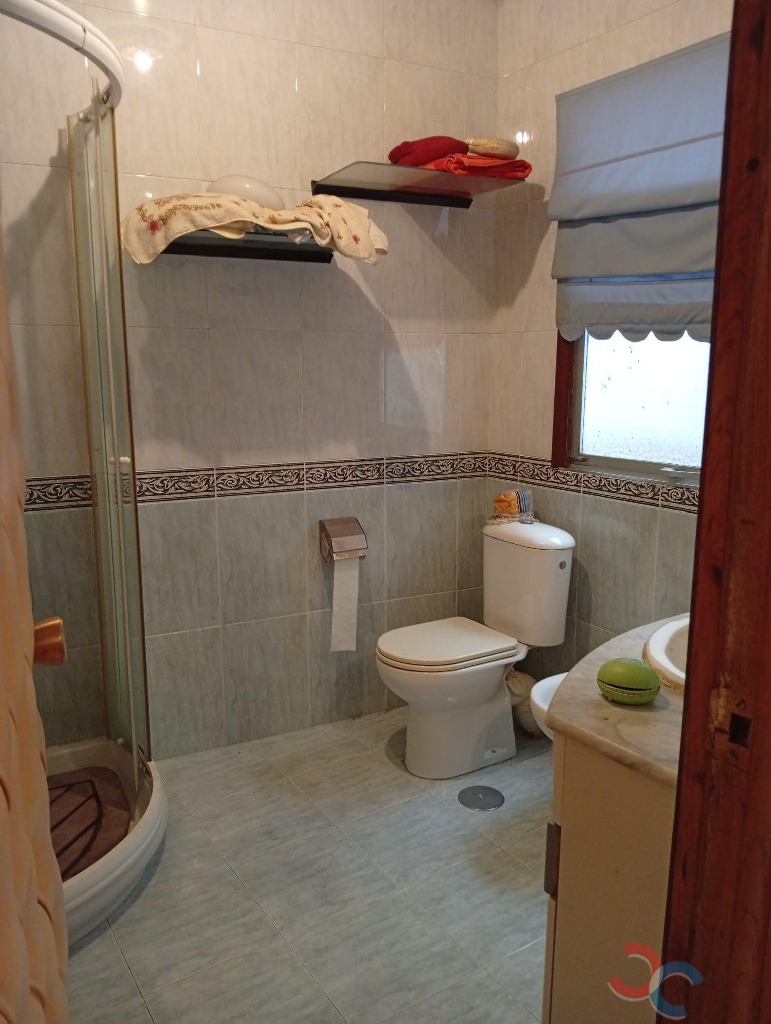 Venta de edificio en Marín