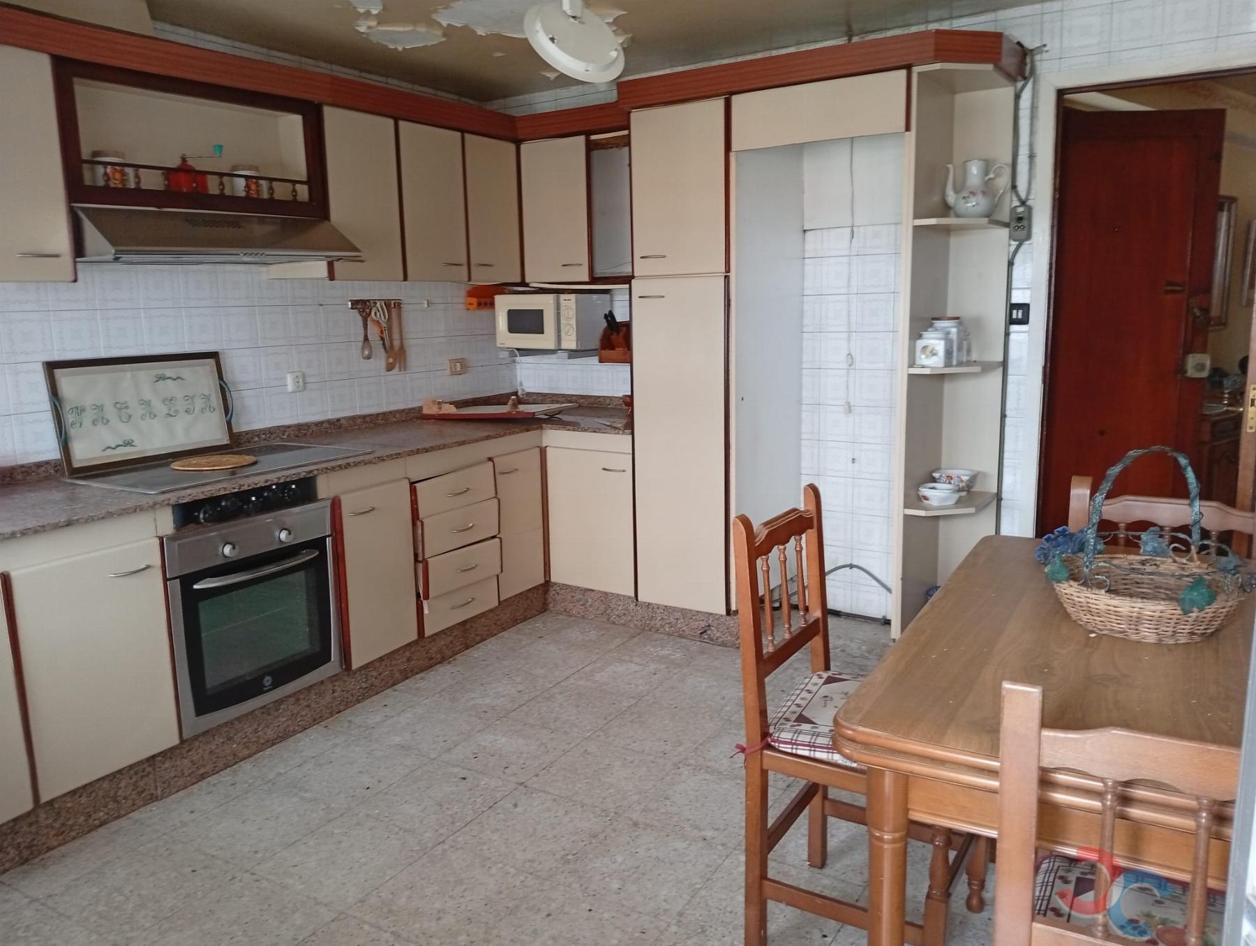 Venta de edificio en Marín