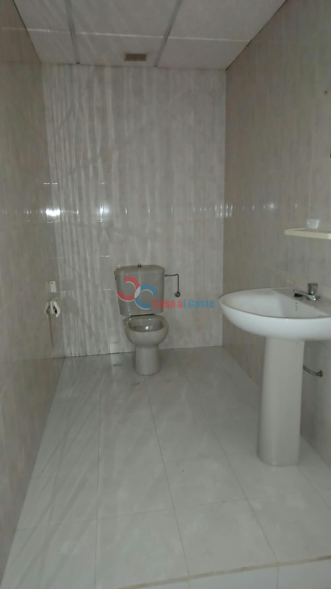 Venta de local en Marín