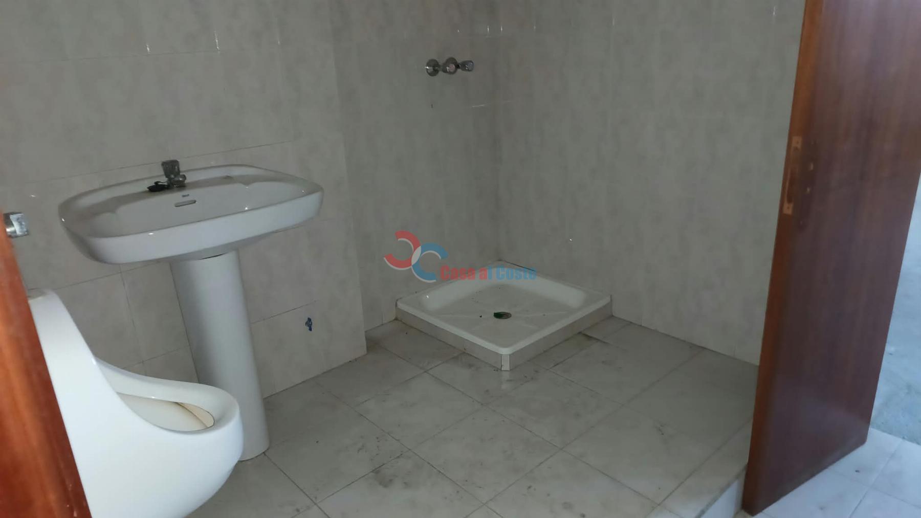 Venta de local en Marín