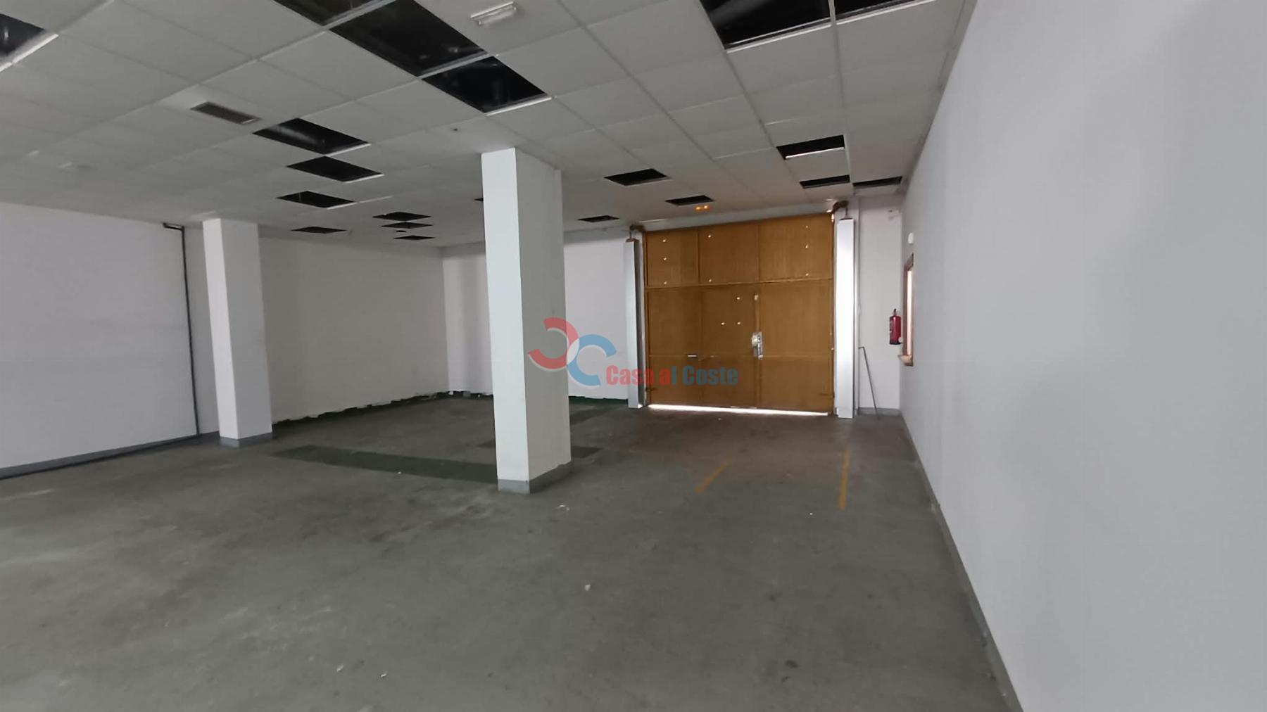 Venta de local en Marín