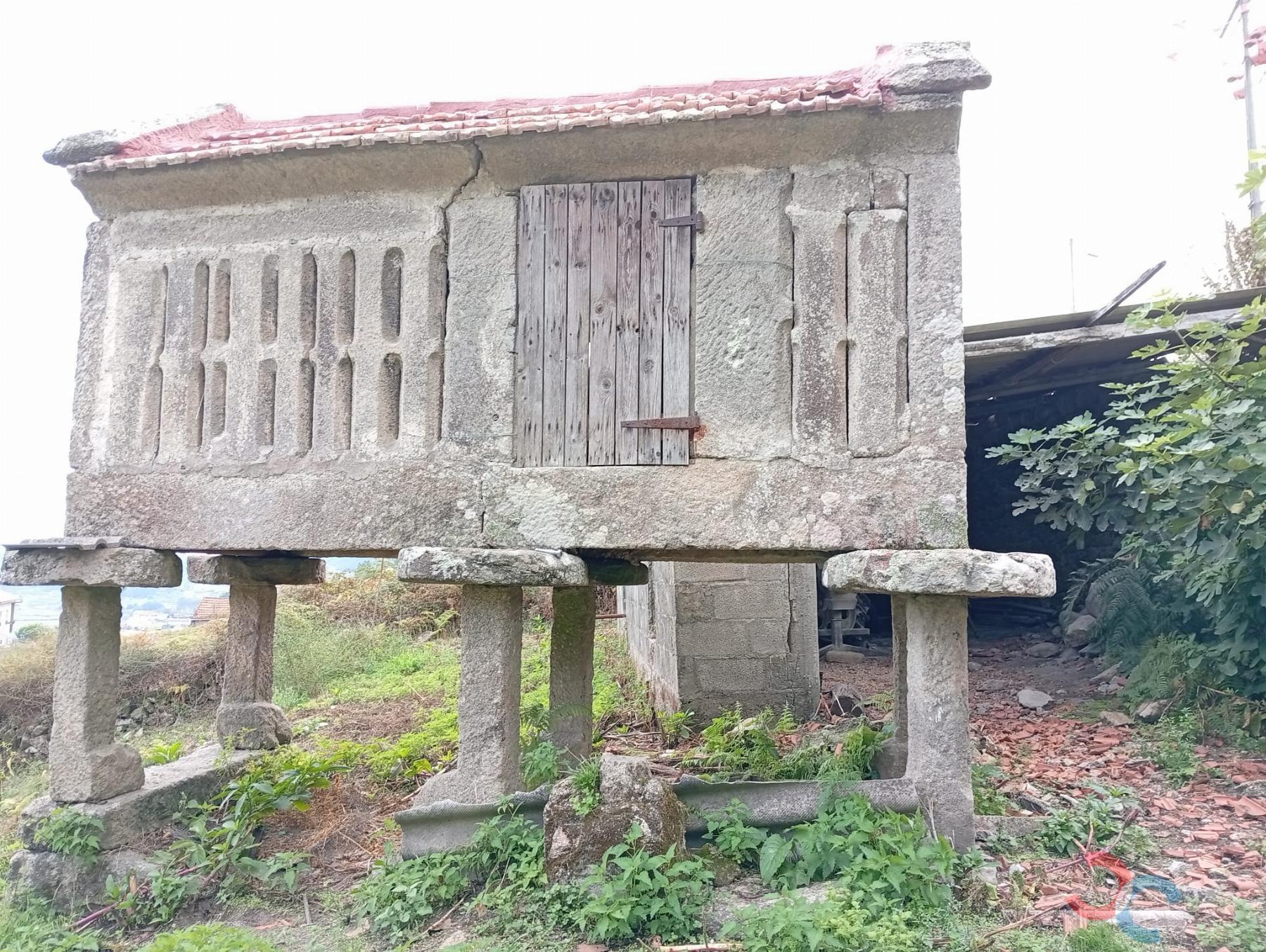 Venta de terreno en Pontevedra