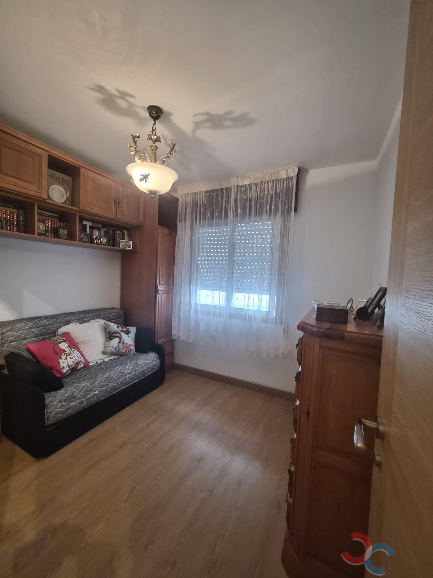 Venta de piso en Marín