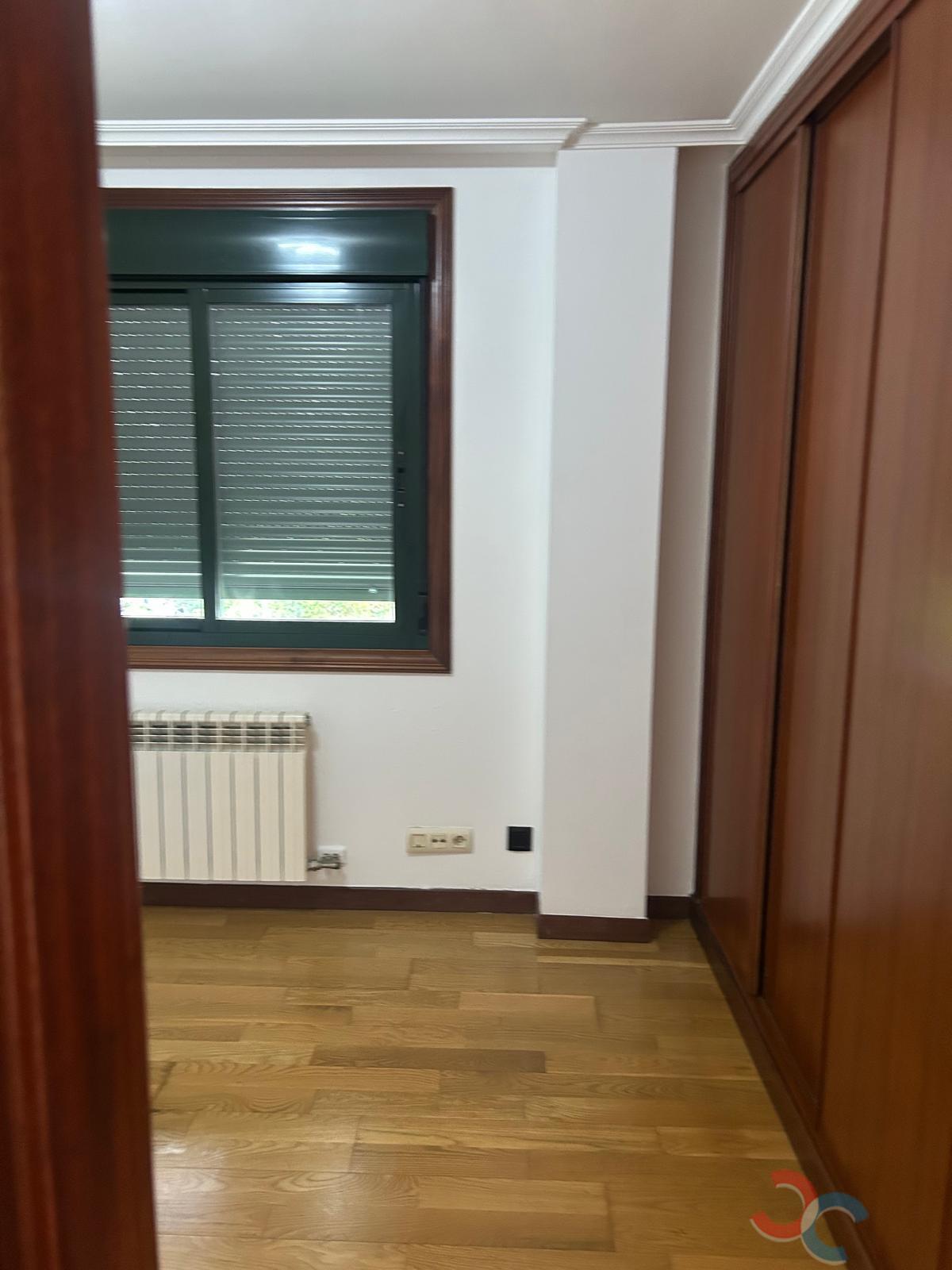 Venta de piso en Poio