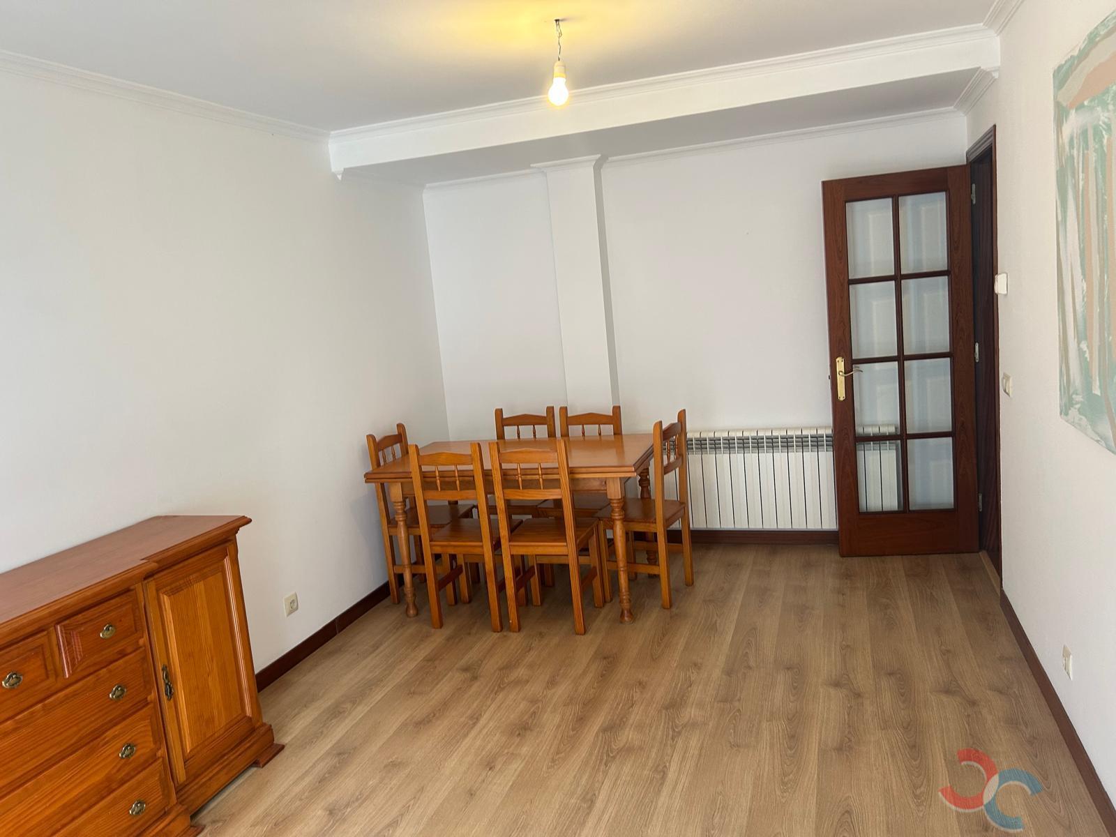 Venta de piso en Poio
