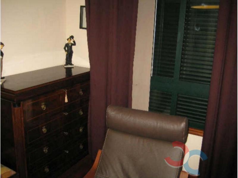 For sale of house in Cangas