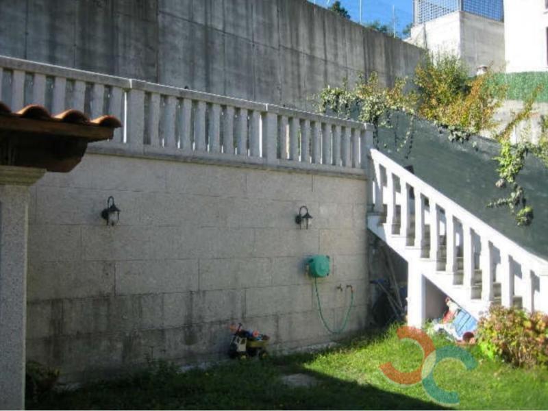 For sale of house in Cangas