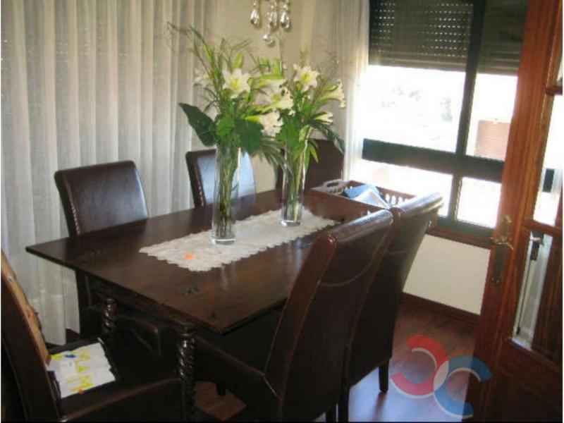 For sale of house in Cangas