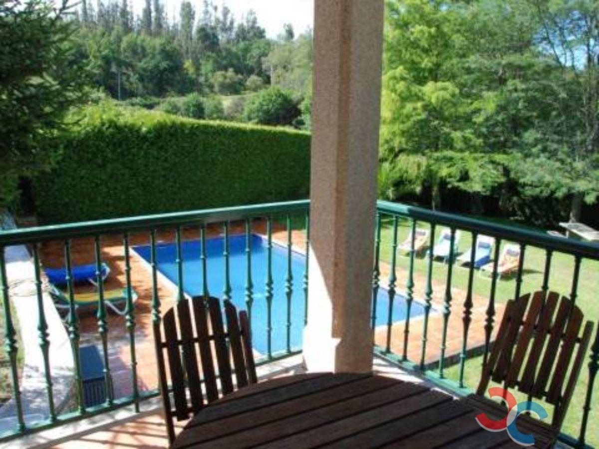 For sale of house in Ponte Caldelas