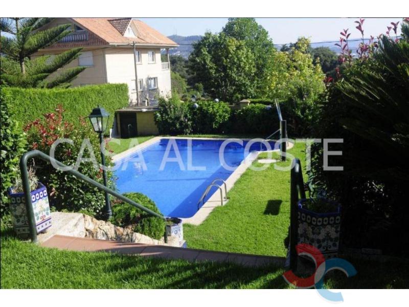 For sale of house in Rosal O