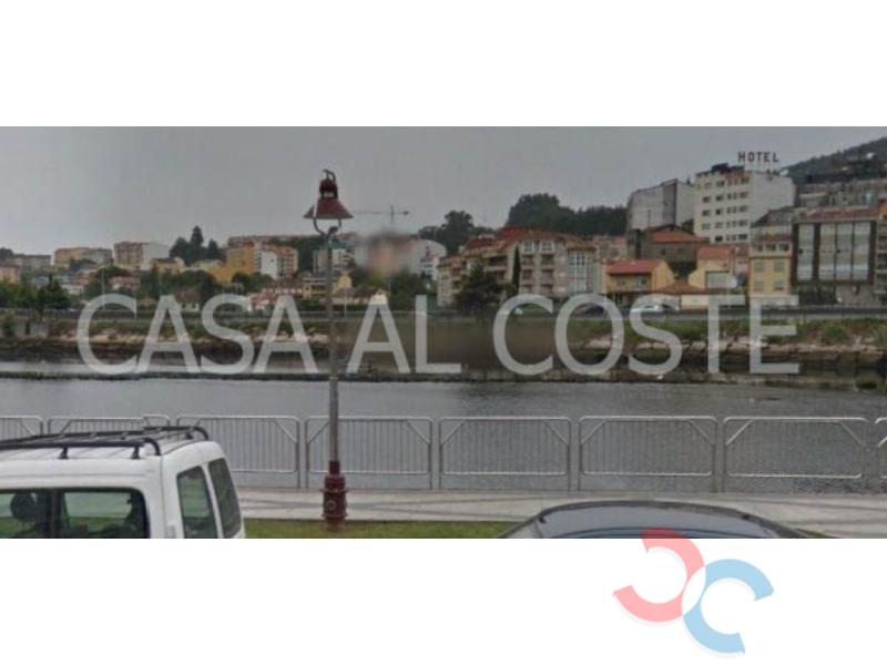 Venta de nave industrial en Pontevedra