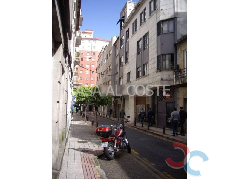 For sale of commercial in Pontevedra