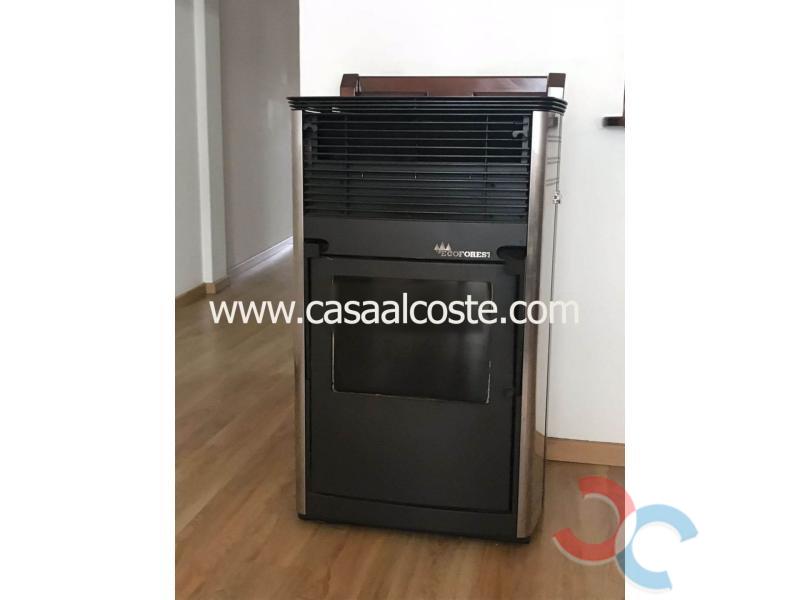 For sale of flat in Cuntis