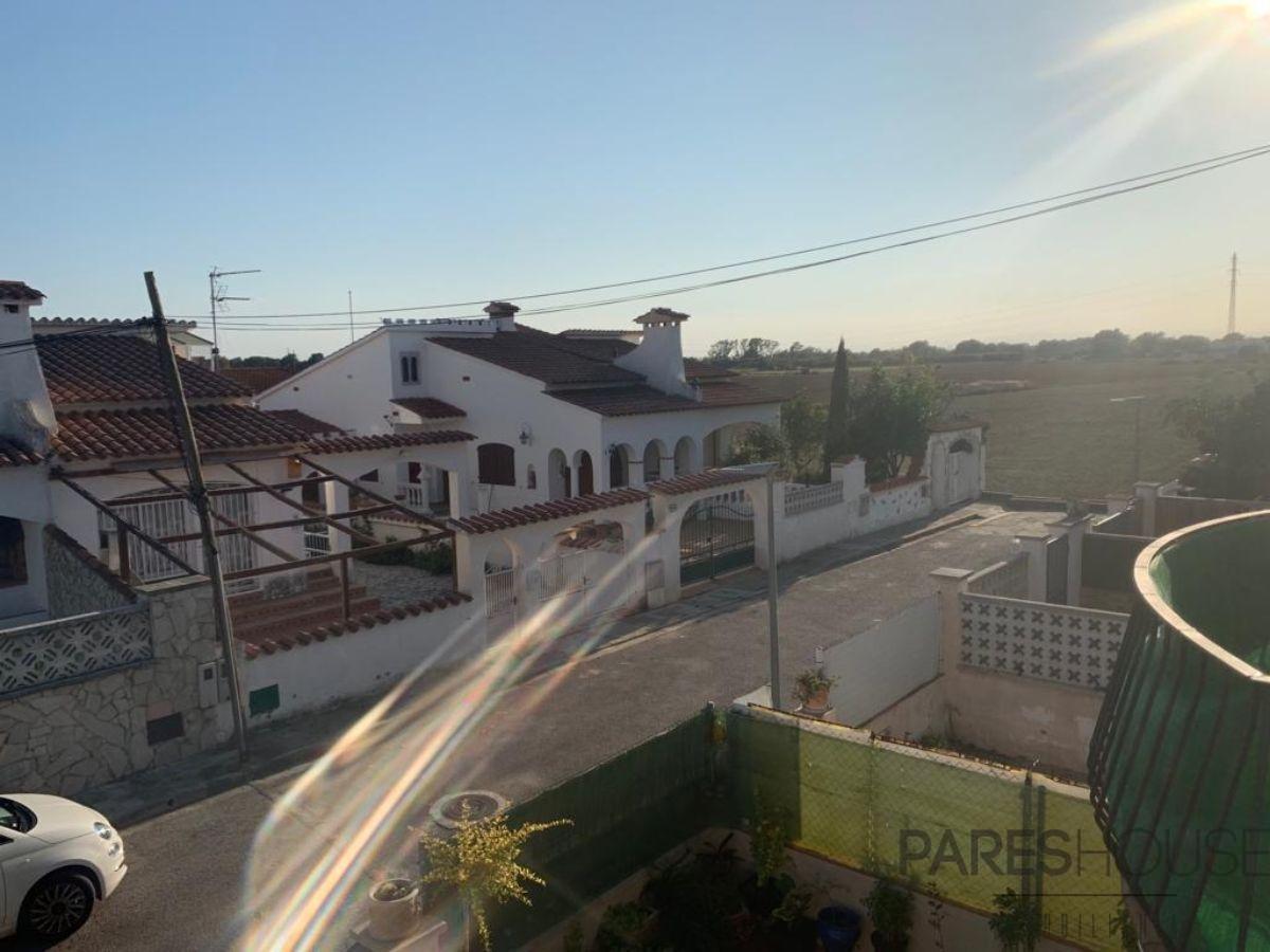 For sale of house in Castelló d Empúries