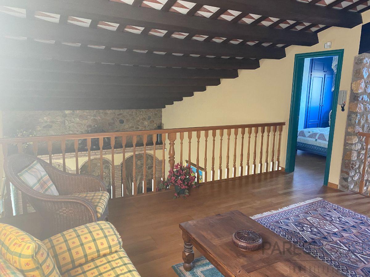 For sale of chalet in Peralada