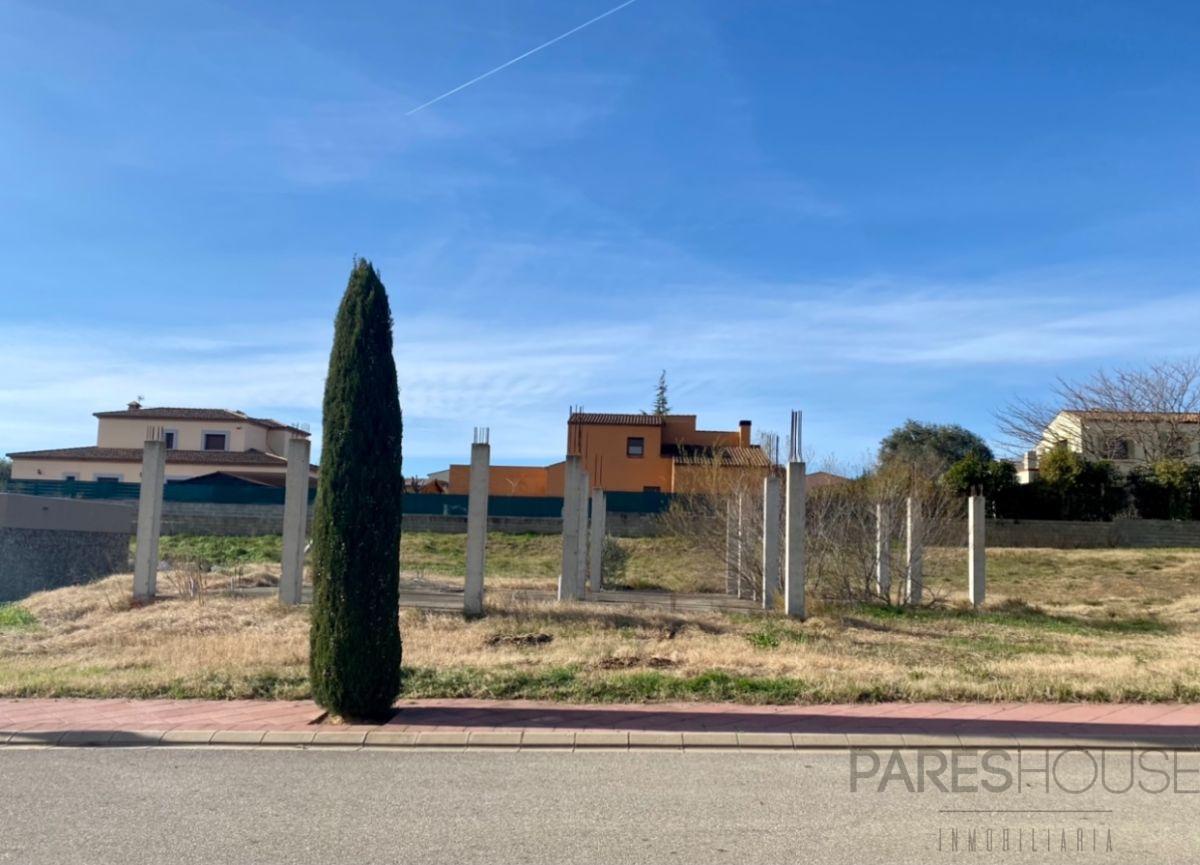 For sale of land in Peralada