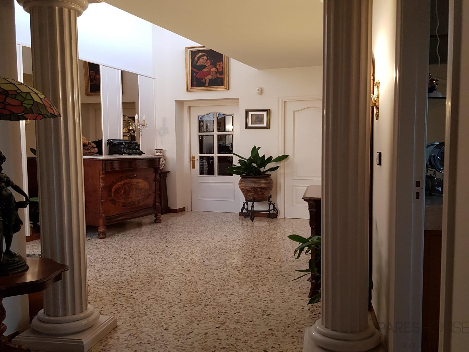 For sale of house in Vilabertran