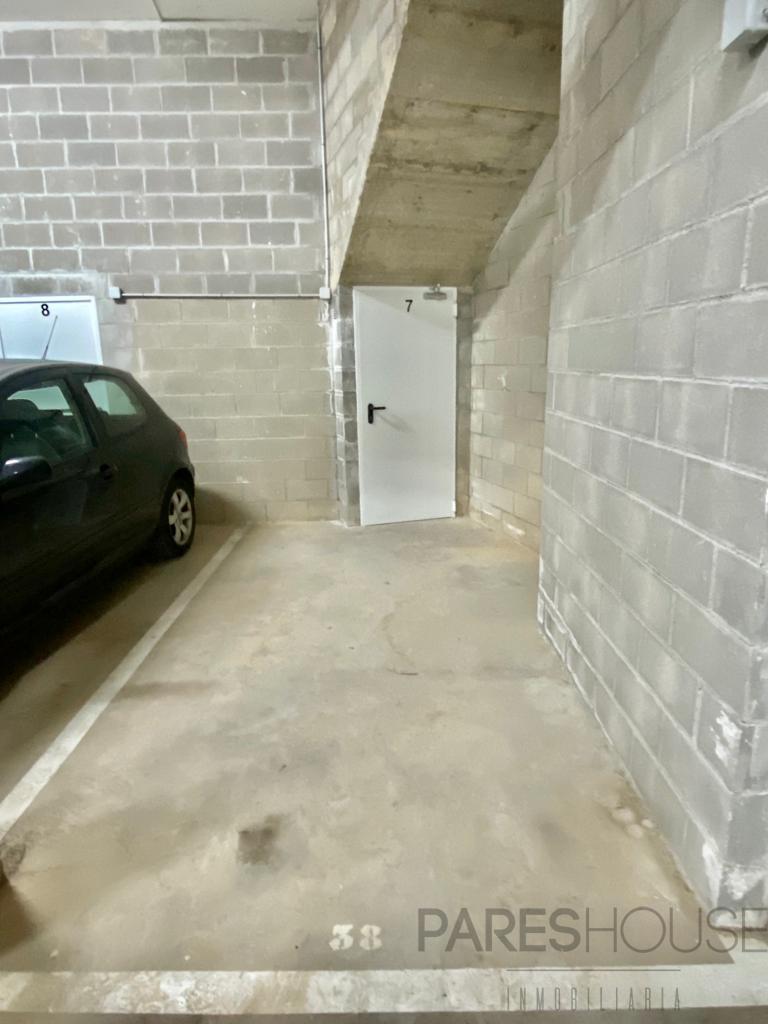 For rent of garage in Peralada