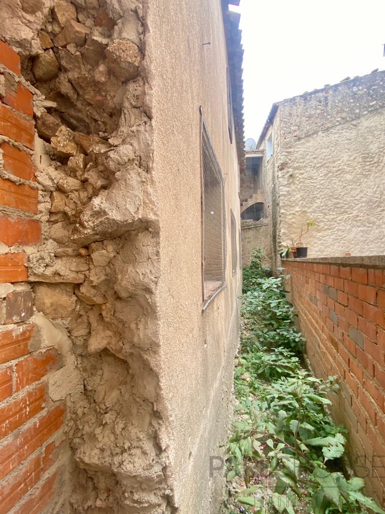 For sale of house in Sant Climent Sescebes