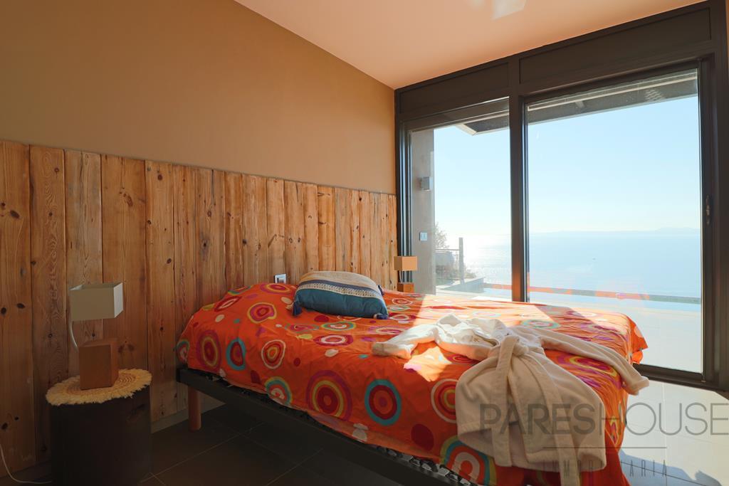 For sale of chalet in Roses