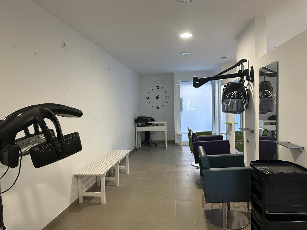 For sale of commercial in Roses