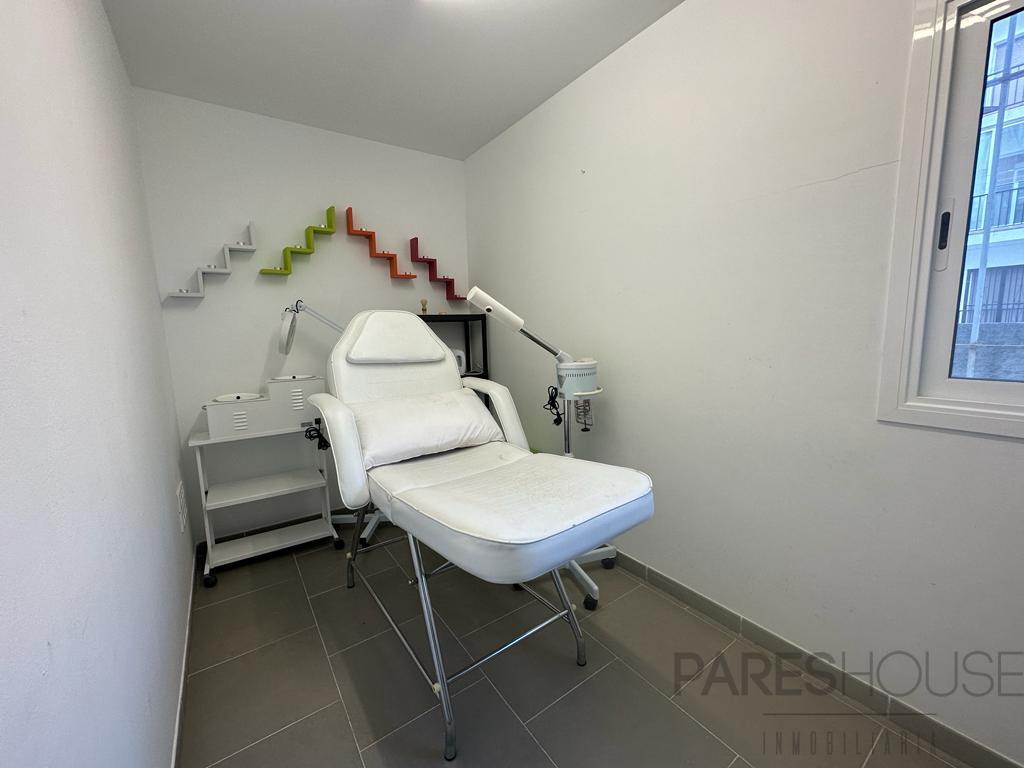 For sale of commercial in Roses