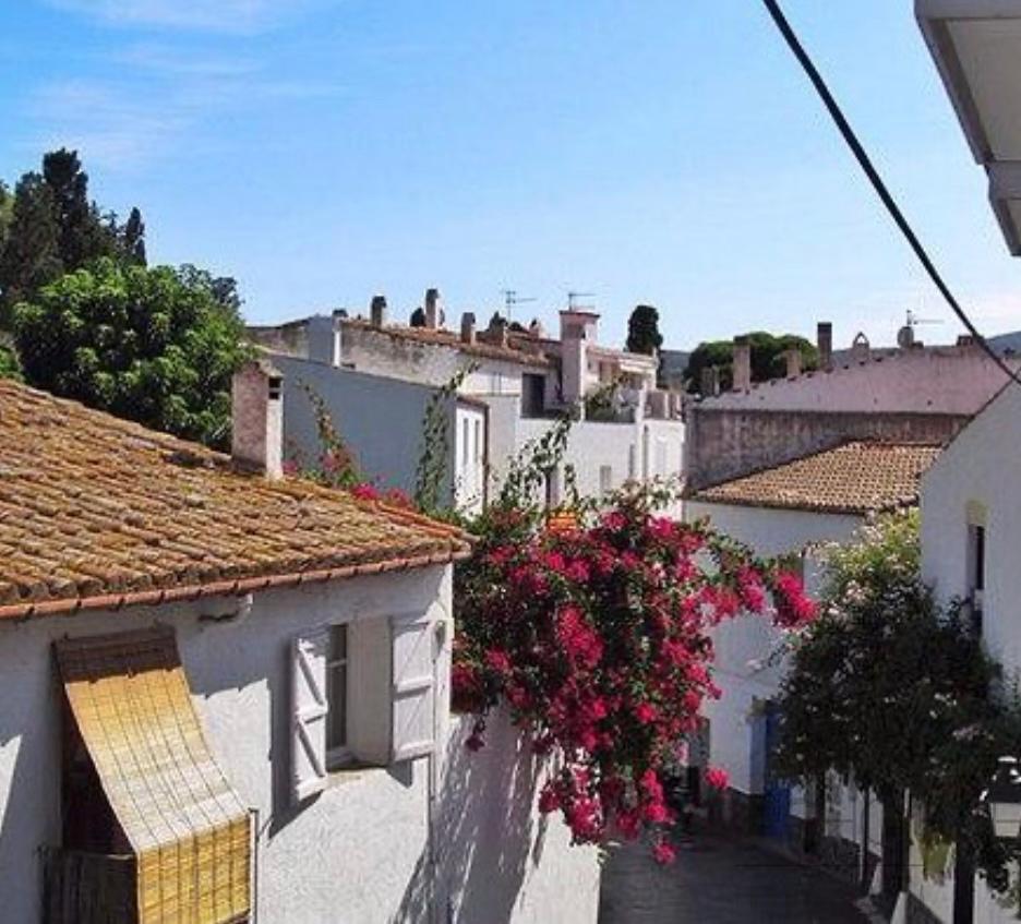 For sale of hotel in Cadaqués