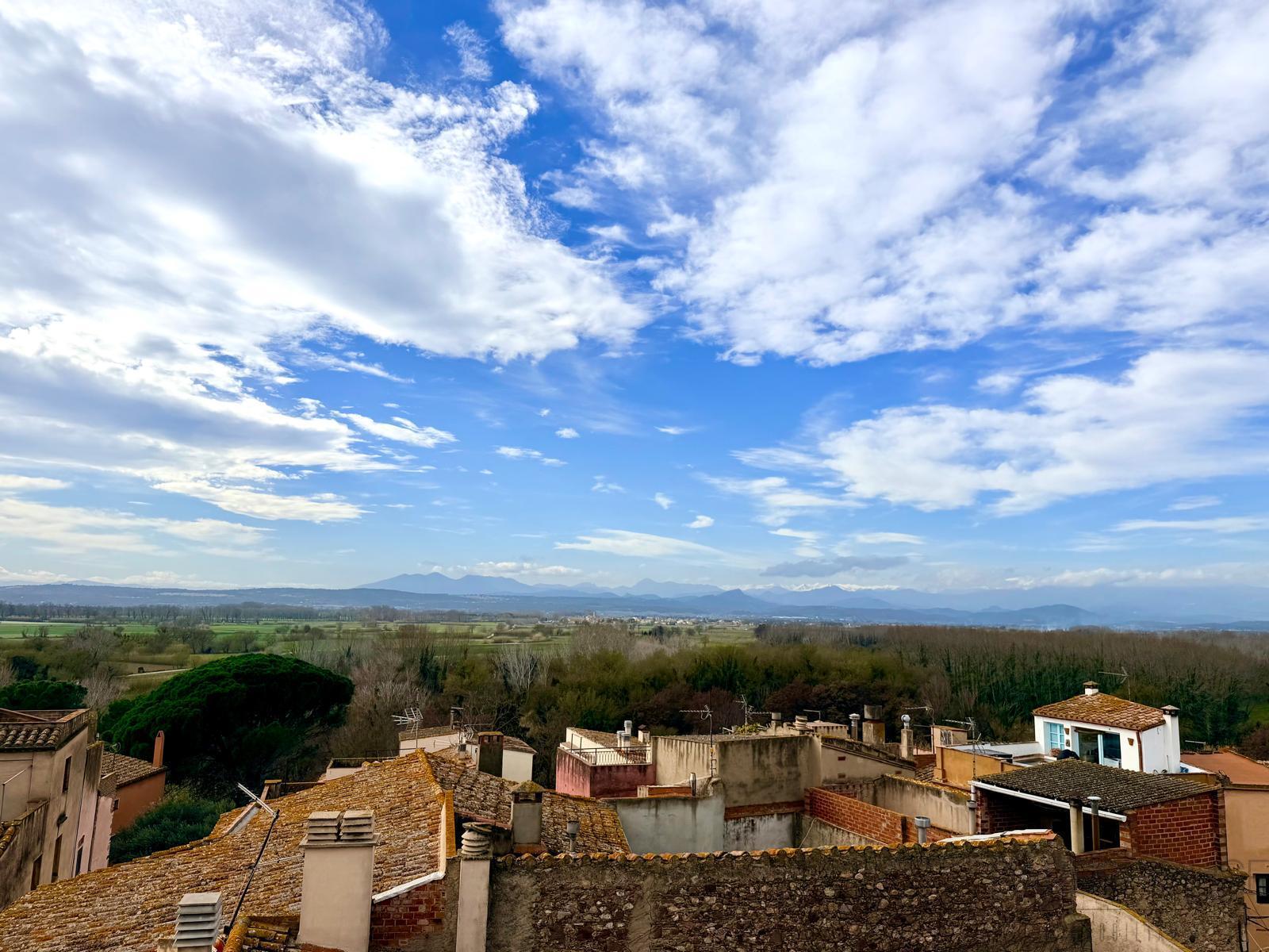 Venta de edificio en Peralada