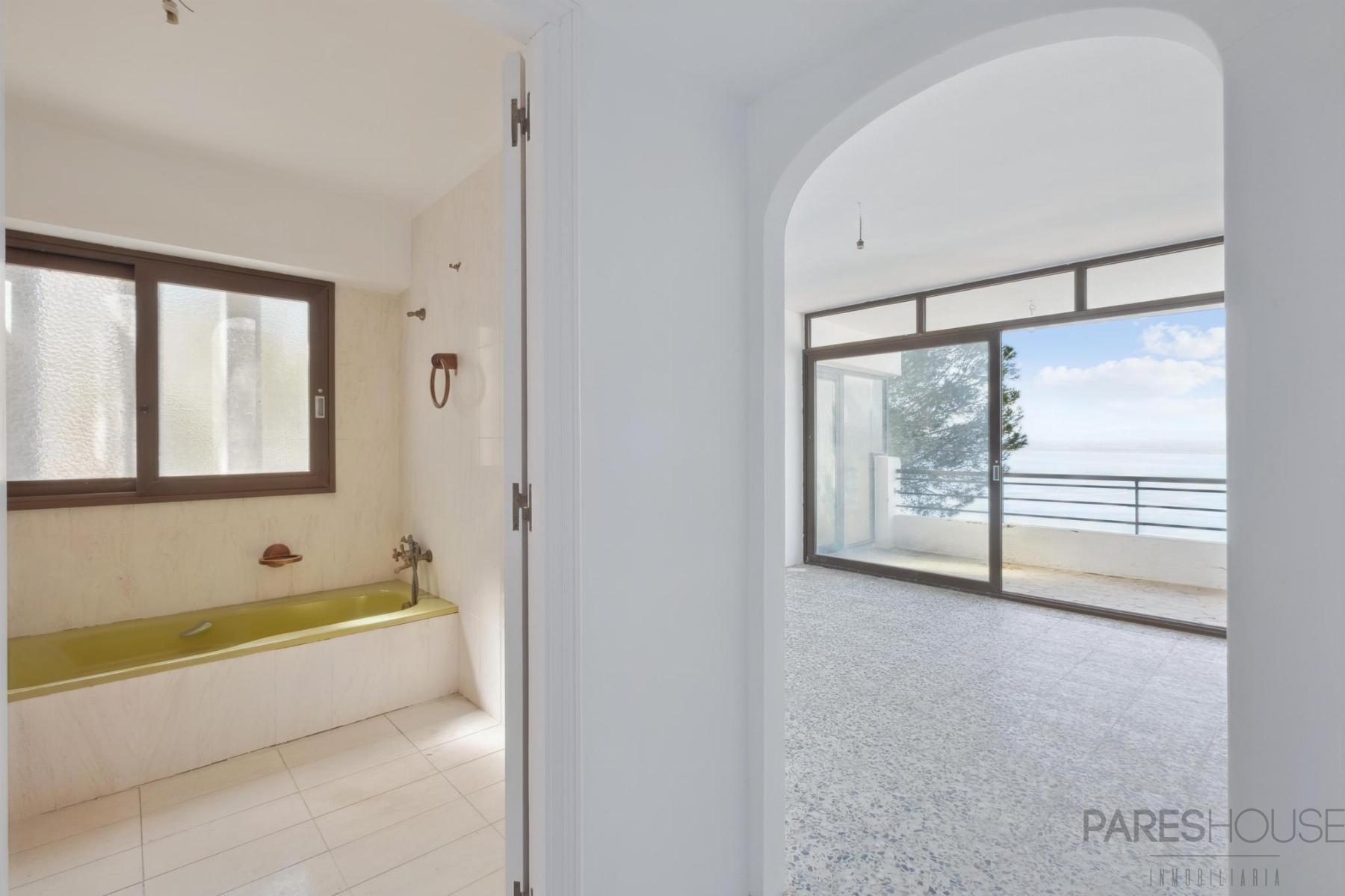 For sale of chalet in Roses