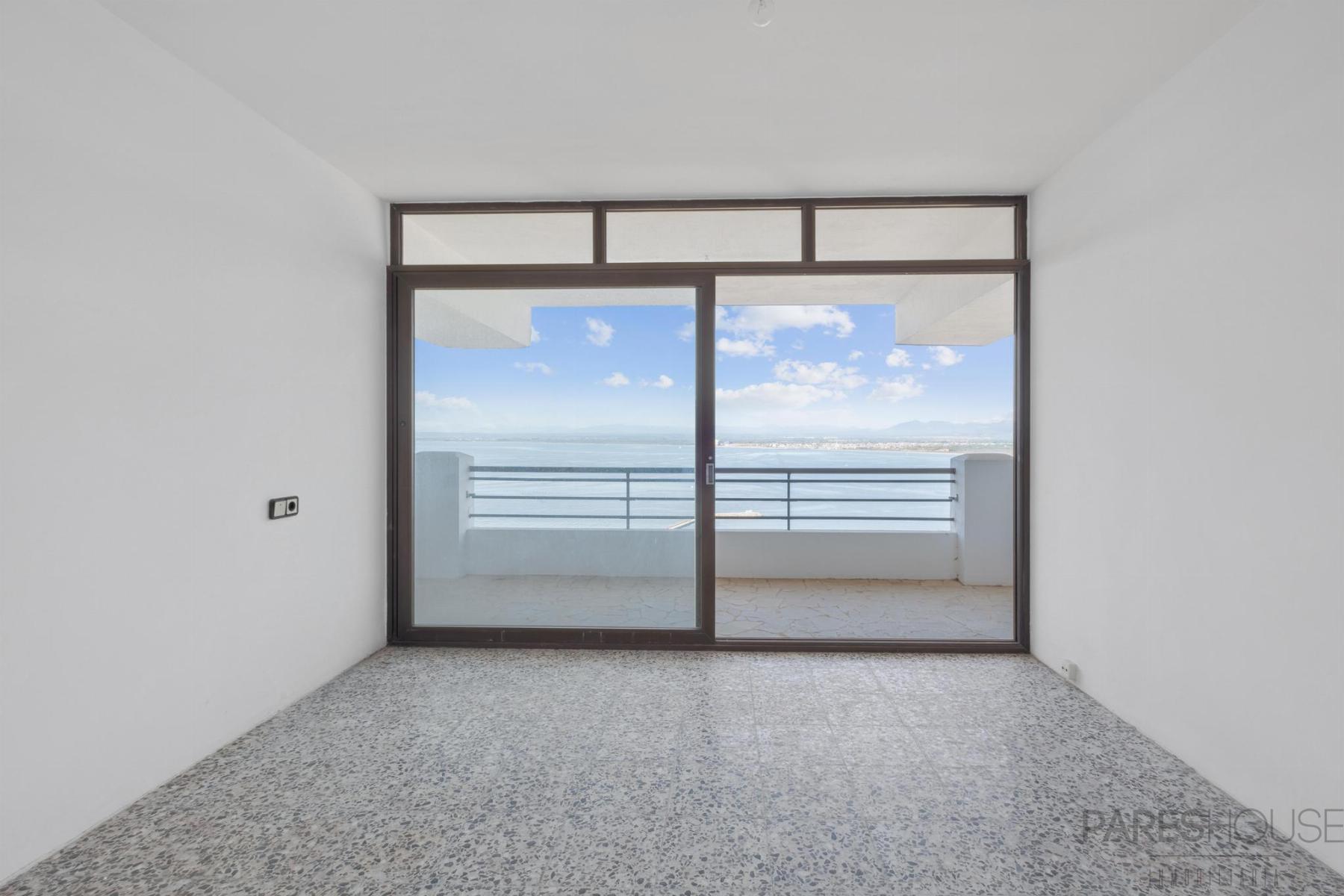 For sale of chalet in Roses