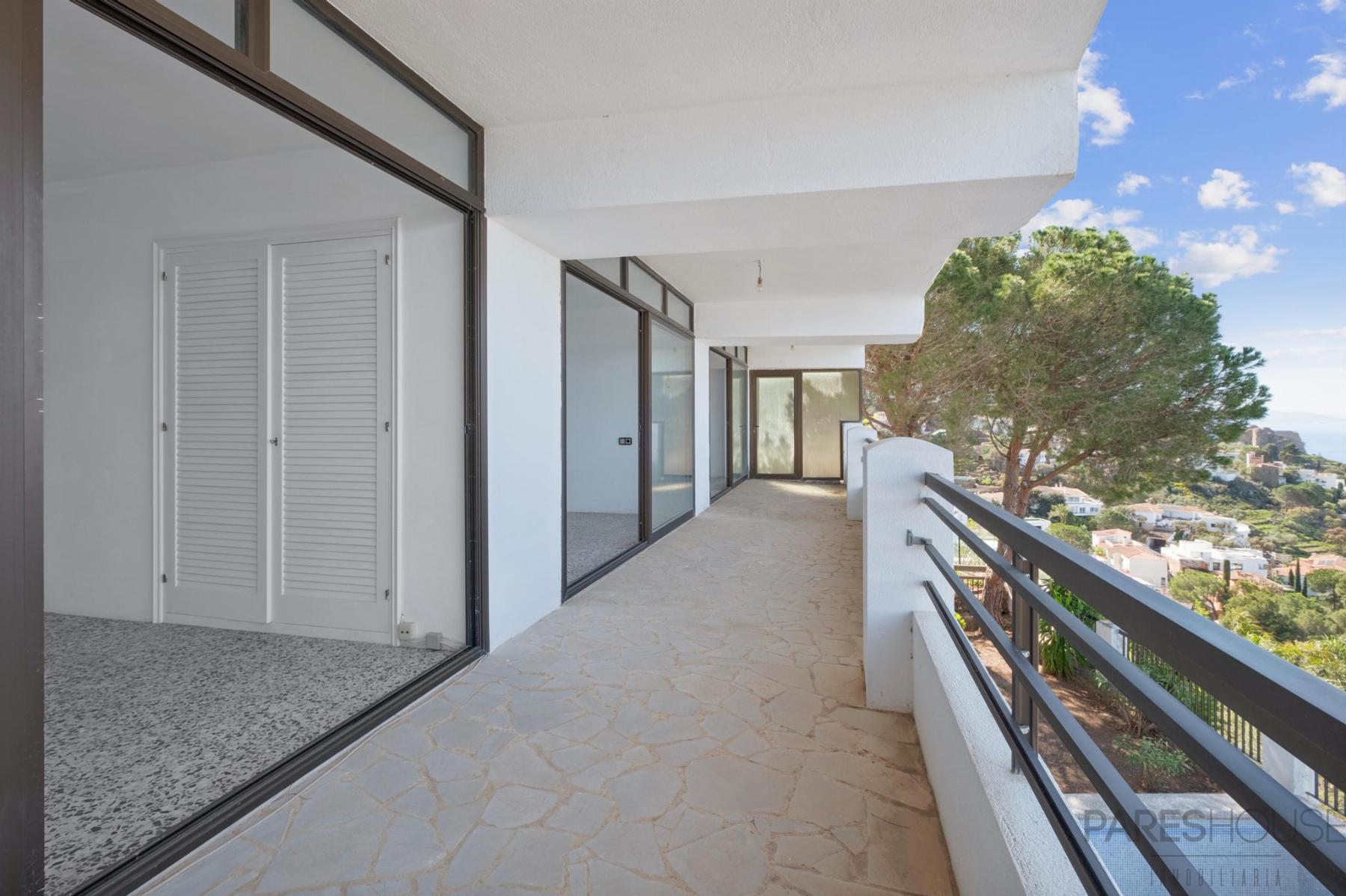 For sale of chalet in Roses