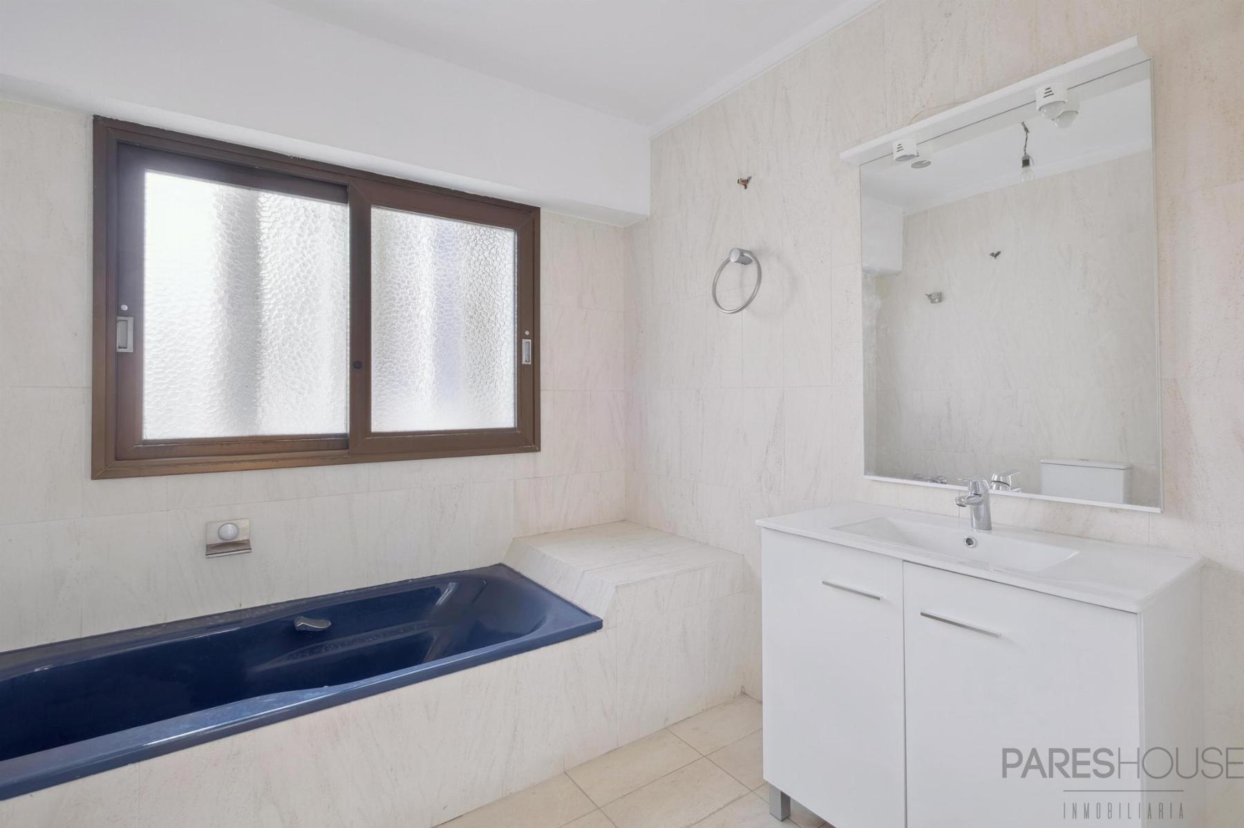 For sale of chalet in Roses