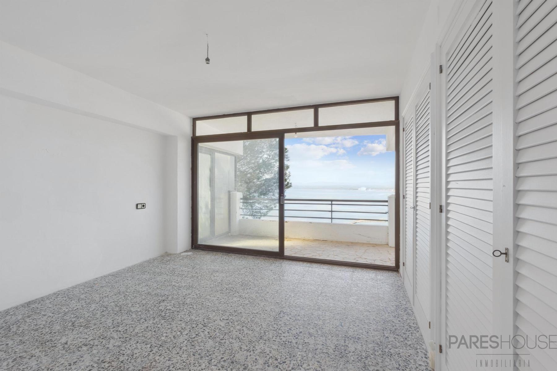For sale of chalet in Roses
