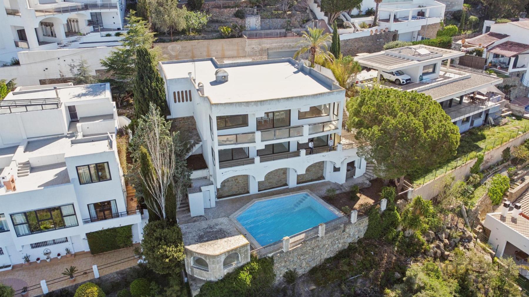 For sale of chalet in Roses