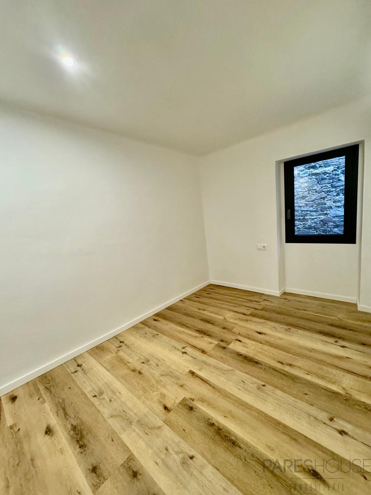 Venta de casa en Espolla